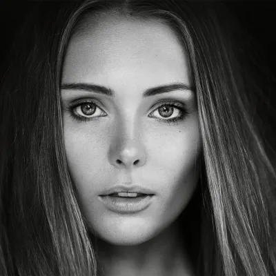 A gaze that needs no words.